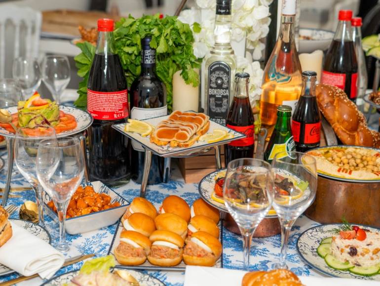 Buffet thématique casher - Kinor Traiteur événement prestige